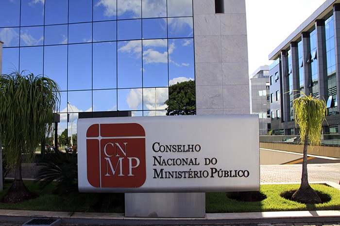 Concurso CNMP: Edital publicado. Iniciais de até R$ 12,4 mil!