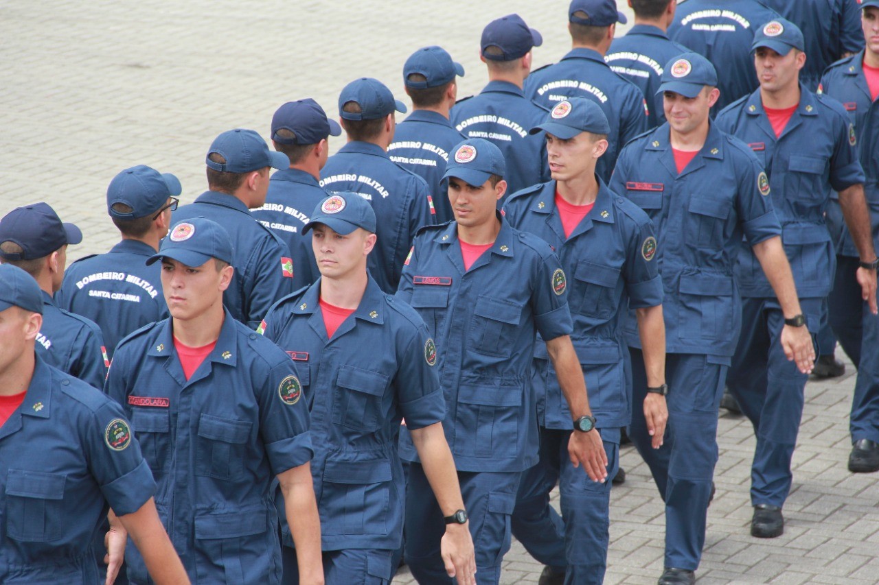 Concurso Bombeiros SC: Saiu o edital. Iniciais de até R$ 6,5 mil!