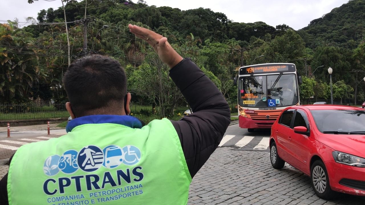 Edital publicado CPTrans - Petrópolis: 623 vagas e até R$ 7 mil!