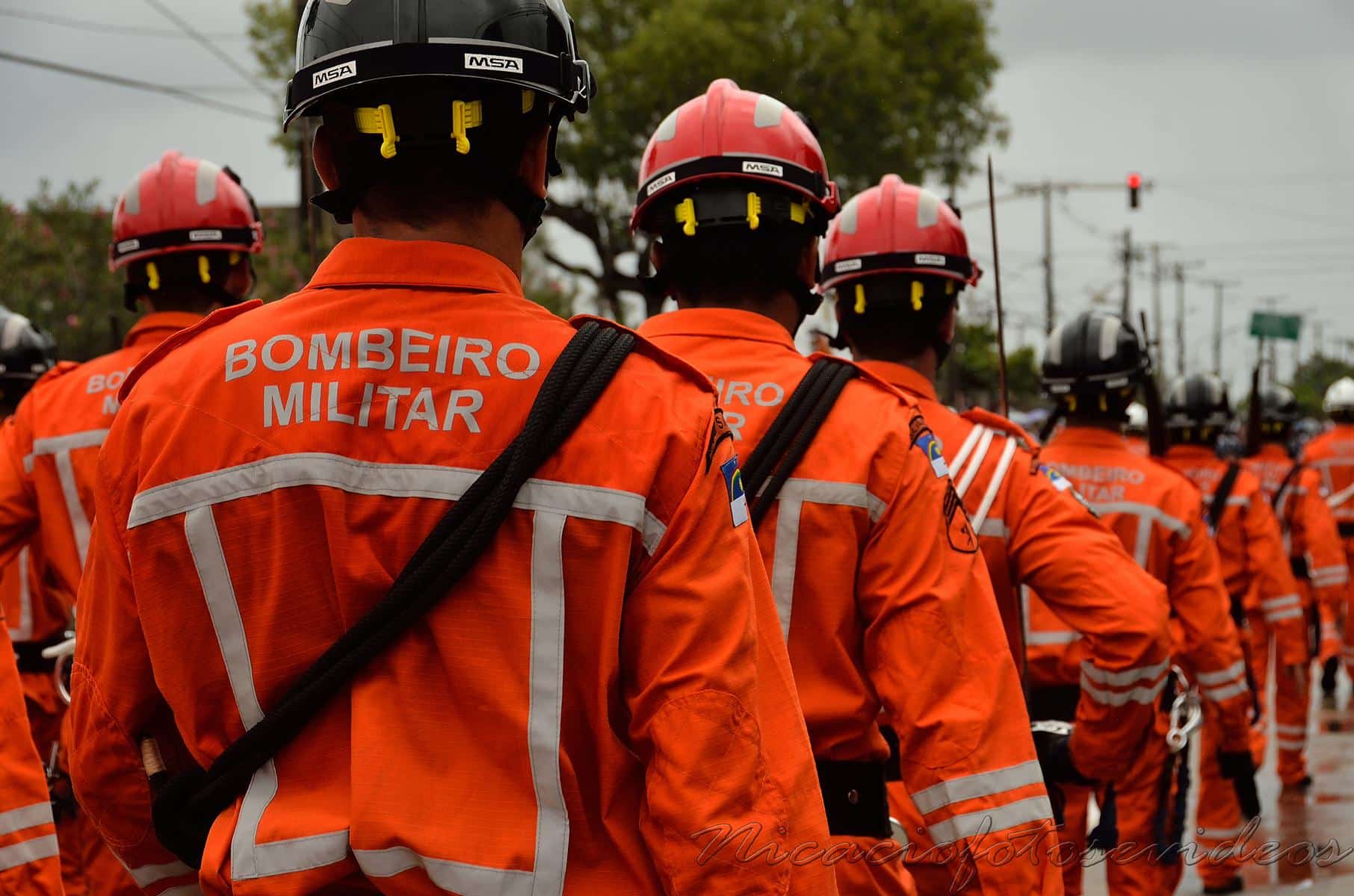 Saiu o edital Bombeiros PE: 660 vagas e até R$ 10 mil!